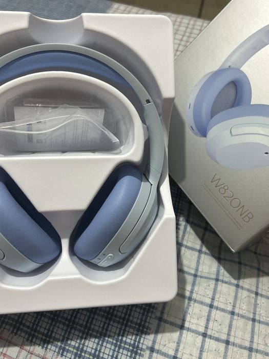 Наушники Edifier W820NB (в голубом цвете)