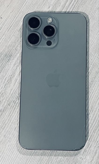 iPhone 15 pro max 256 gb 82%