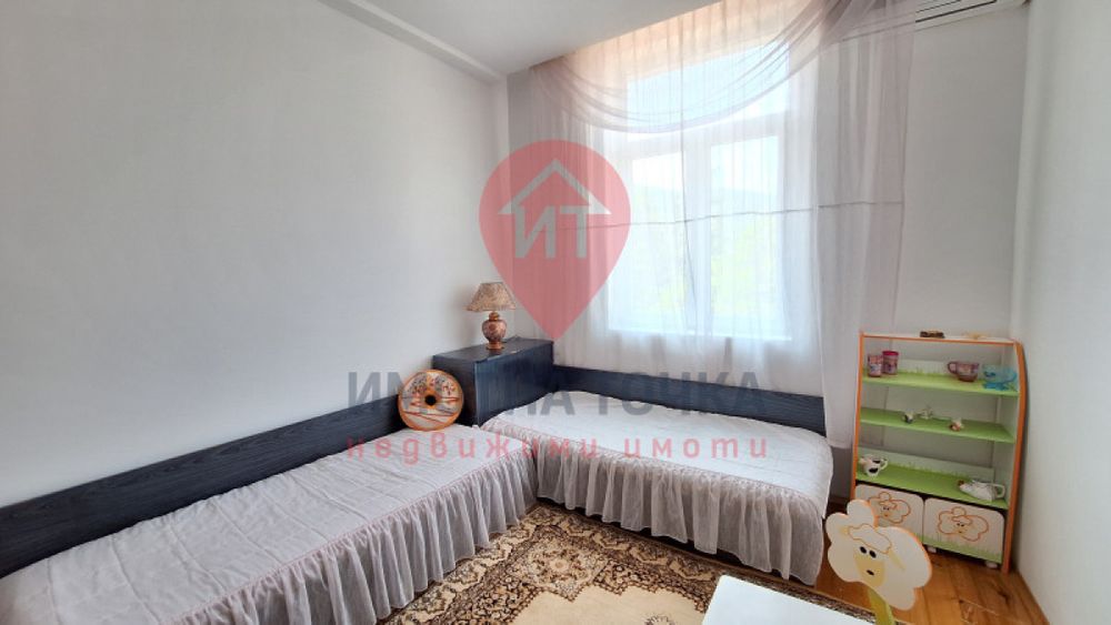 Продава се Тристаен апартамент в Асеновград - 90 кв.м за 1278 €/кв.м - Снимка #9