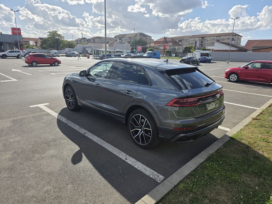 AUDI Q8 2020 — imagine 3
