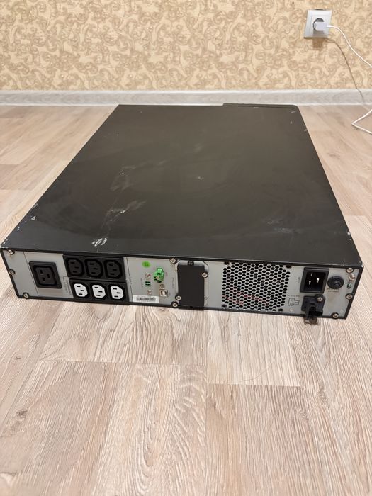 Vertiv Liebert EDGE 3000IRT2UXL (3000VA / 2700W)