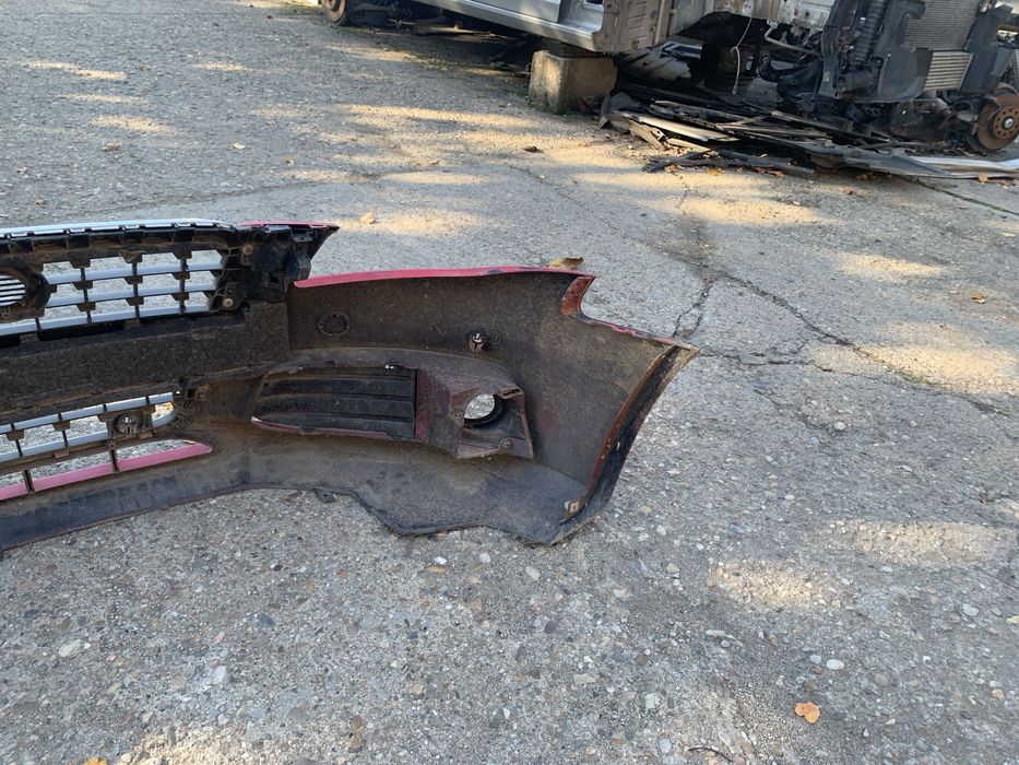 Bara fata Audi A4 B8 cu locas senzor parcare