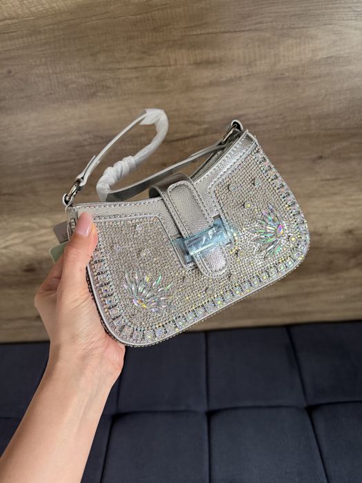 Сумочка новая Hilubella