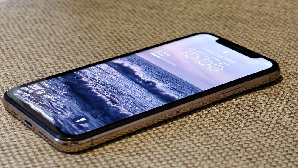 iPhone XS 64GB GOLD