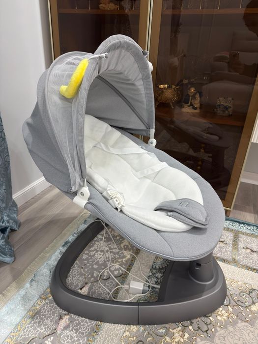 Детский шезлонг.