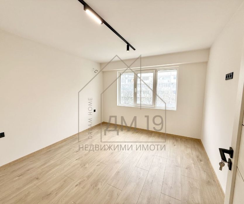 Четиристаен апартамент след ремонт в кв. Чайка, 3-ти етаж, Варна