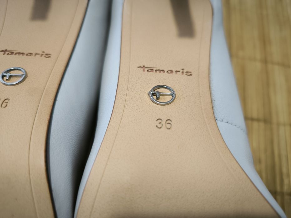 Елегантни дамски обувки, светлосиви на ток, естествена кожа