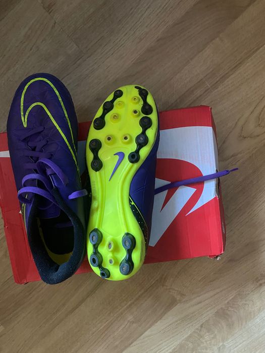 Бутонки Nike Hipervenom