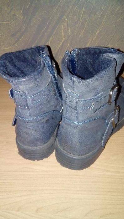 Боти за момиче