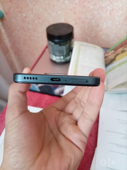 Honor x7d 6/128 qora