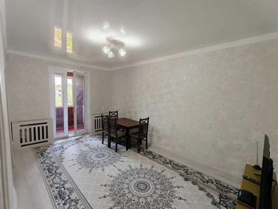 Сдаётся квартира Массив Ялангач 3-комнатная р-н Мирзо Улугбекский