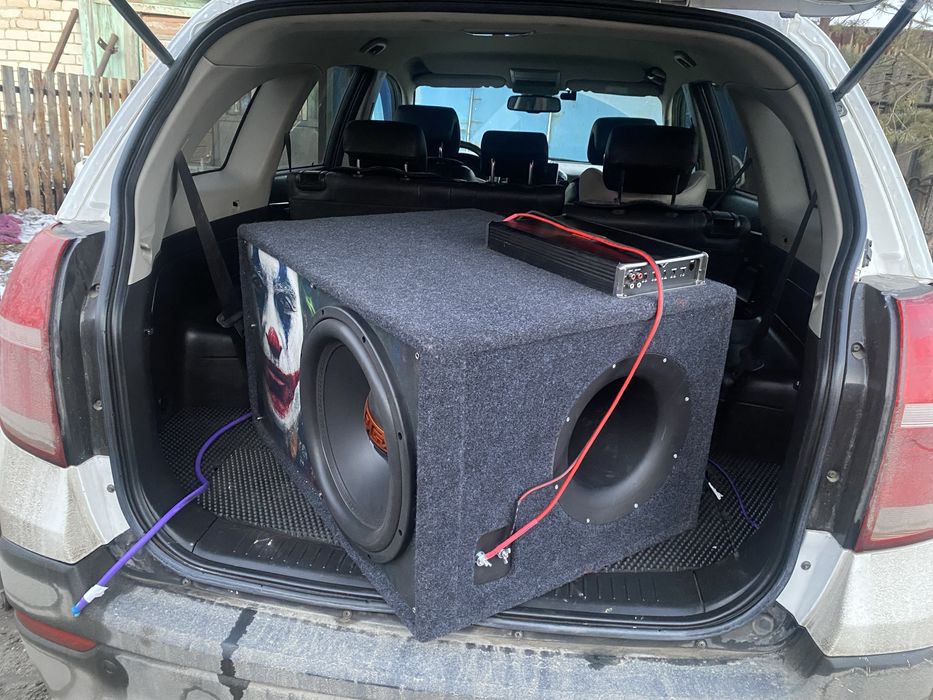 Продам саб в отличном состоянии.