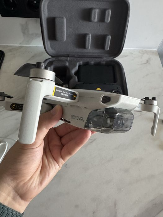 DJI Mavic Mini Fly More Combo