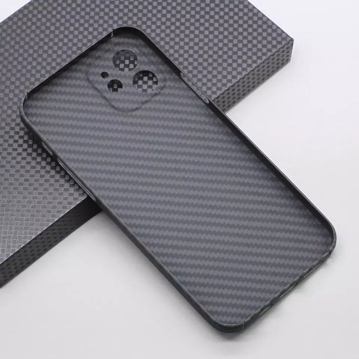 Husa KEVLAR Fibra Carbon Subtire Neagra Iphone 12/13/14/15/16 PRO MAX