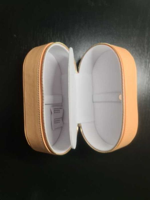 Trusa piele ochelari de soare Linda Farrow