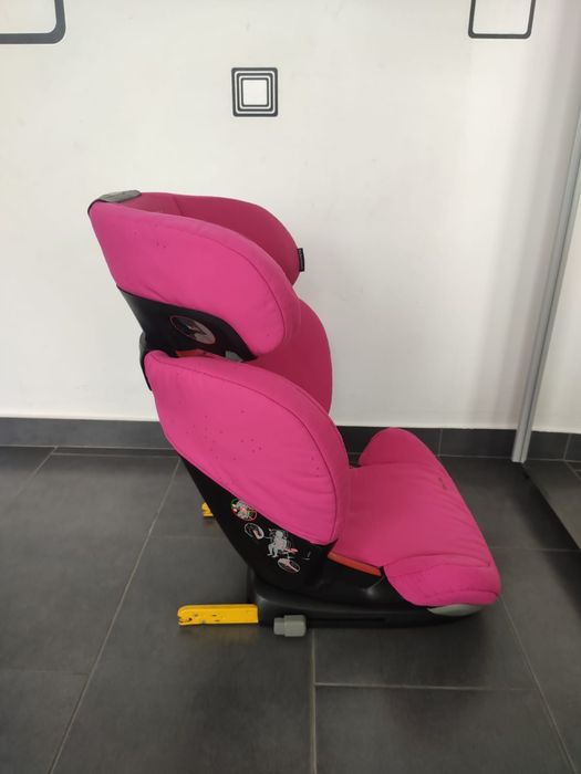 Scaun auto Maxi Cosi Rodifix cu isofix pentru copii între 15 și 36 kg