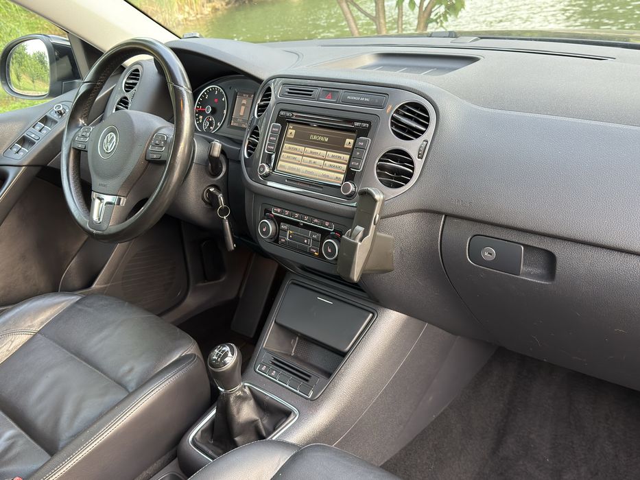 Volkswagen Tiguan R-Line 2.0 TDI | 2013 | Piele | Scaune Electrice