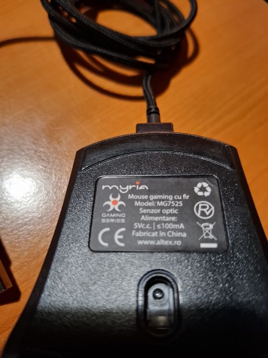 Mouse Gaming Myria MG7525 – 2400 DPI, LED RGB – ergonomic și fiabil!