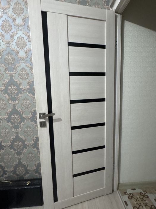 Продается 2 двери межкомнатные