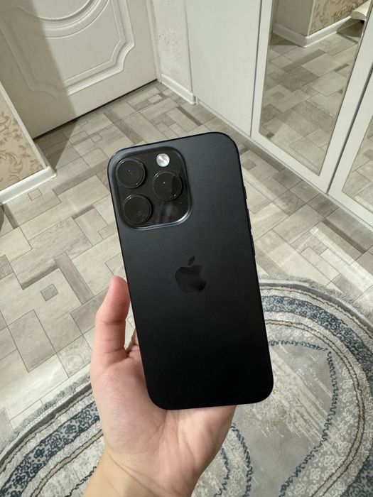 Продам Айфон 16 про