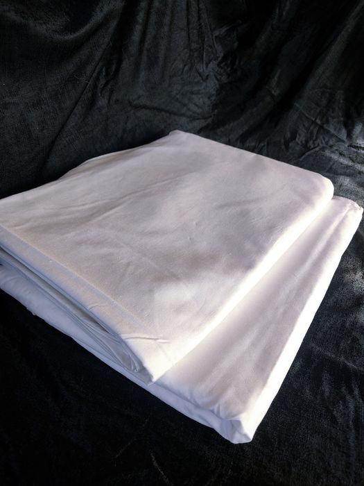 Постельное белье, простынь 3800+ наволочка 700
