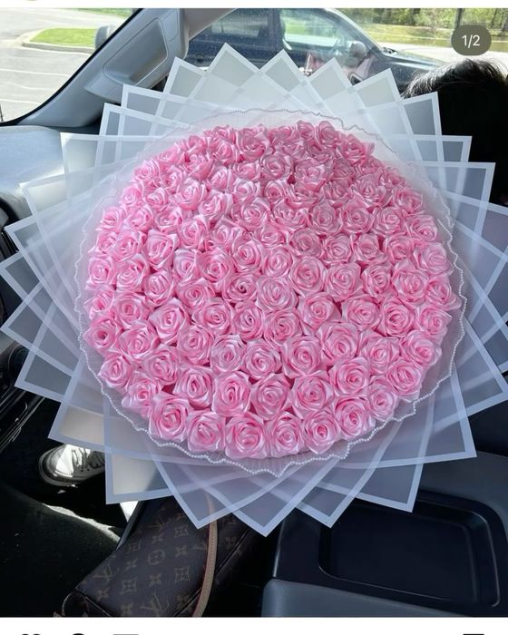 Букет Вечни сатенени рози