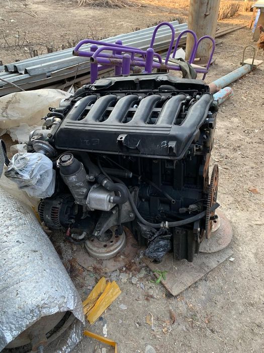 Срочно продам двигатель м 57 тu