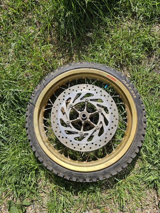 Vând anvelope moto ieftine 150 lei buc!!