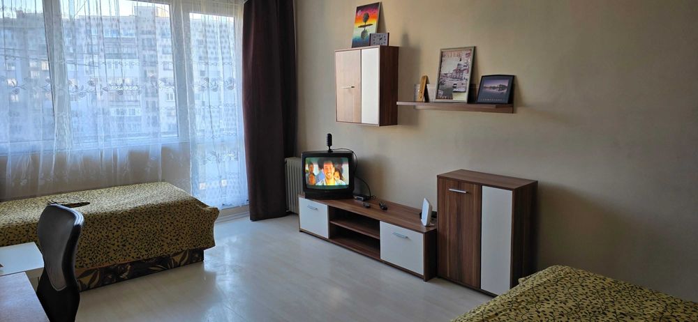 Дава се под наем Едностаен апартамент в София, Толстой - 42 кв.м за 382.5 € - Снимка #3