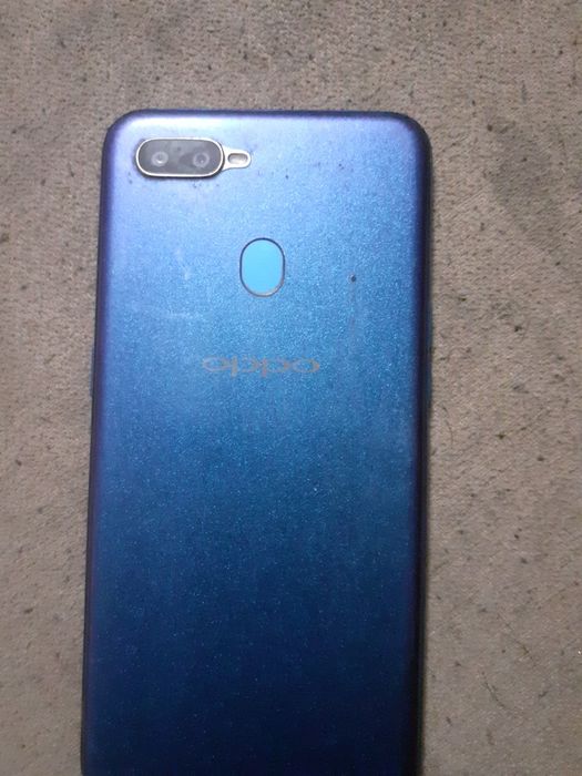 Продаю телефон  oppo a5s