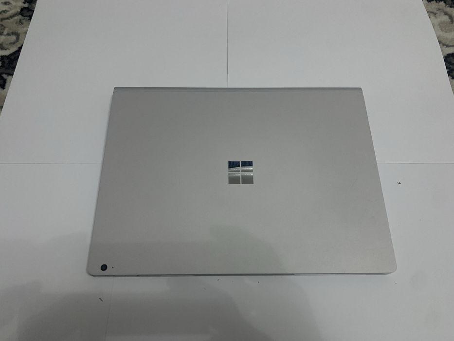 Microsoft Surface Laptop Book 3 8/256GB