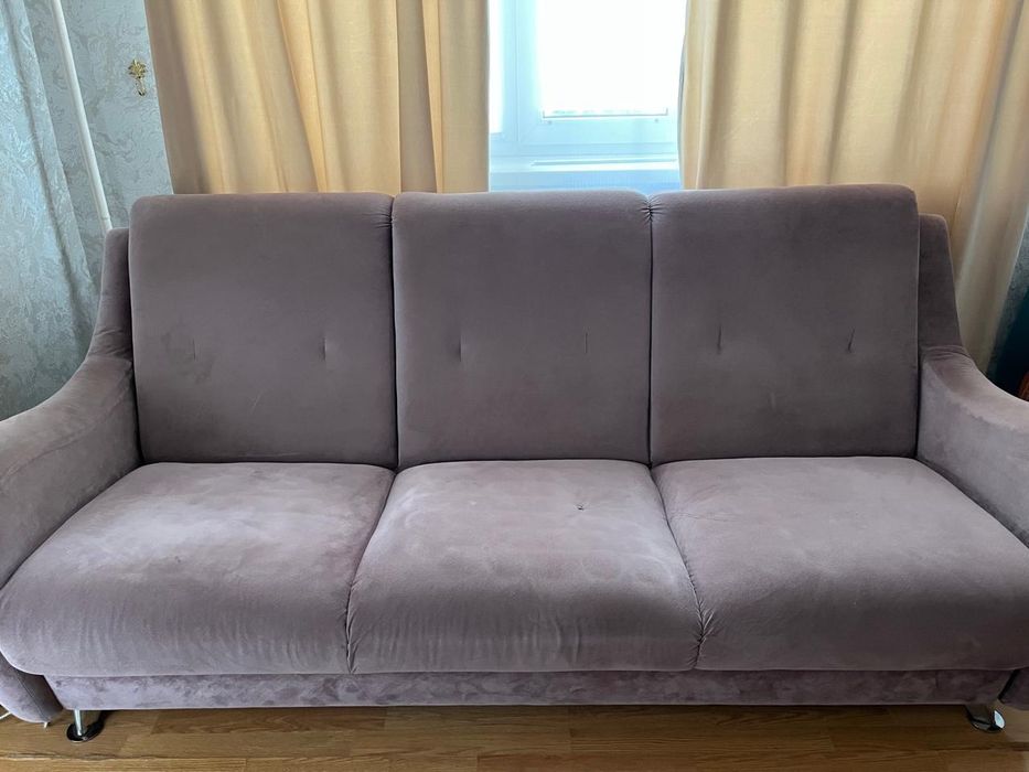 Продам диван с креслами