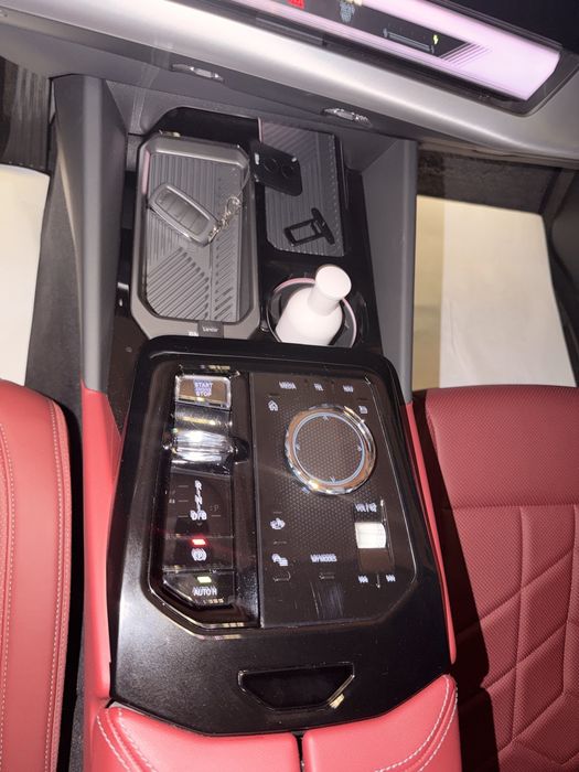BMW i5 35L 2025г G60