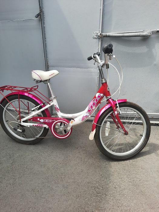 Фирменный алюминиевый вело для девочки