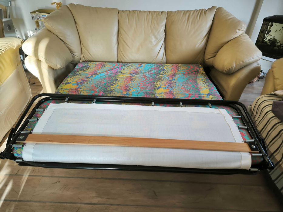 Два дивана. Кожена холова гарнитура