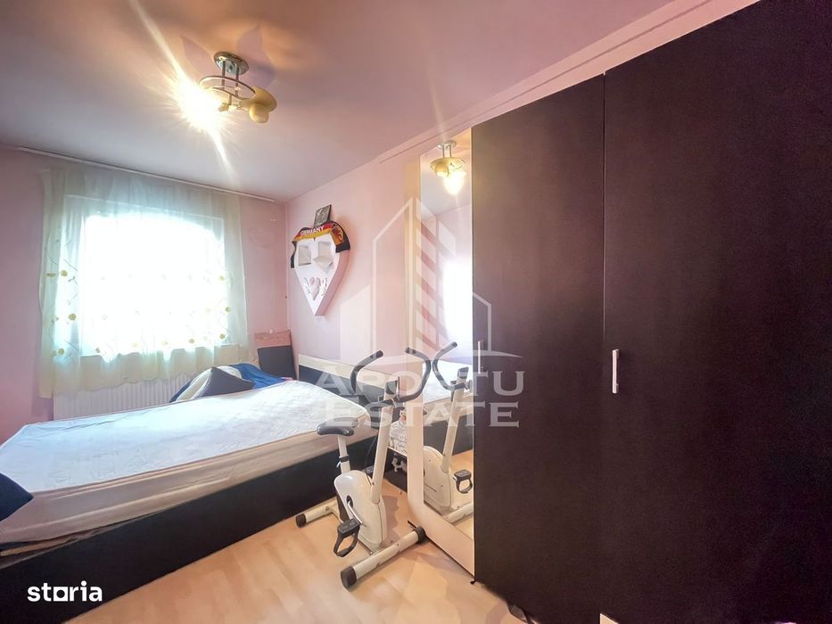 Apartament 3 camere, zona Vlaicu
