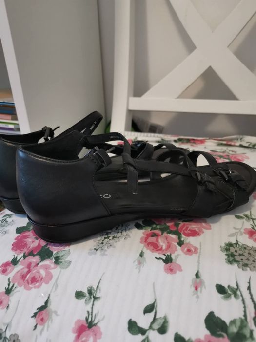 Sandale Ecco piele  mărime 37