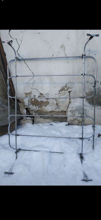 Багажник никелированный от а/м Москвич-412 в идеальном состоянии.