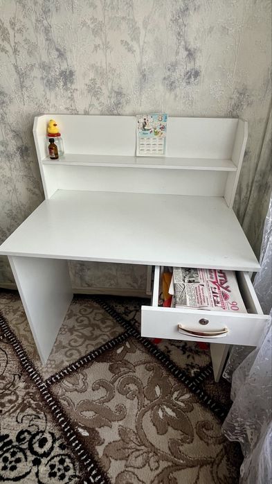 Парта стол сатылады