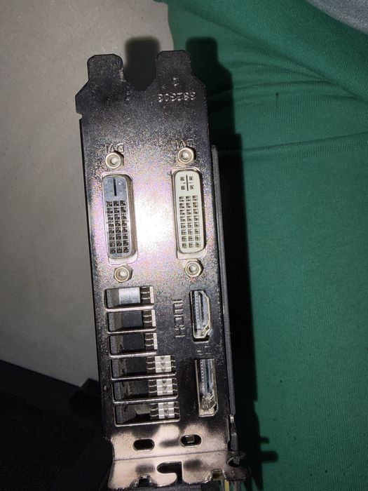 Radeon r9 380. 4 g  ddr 5
