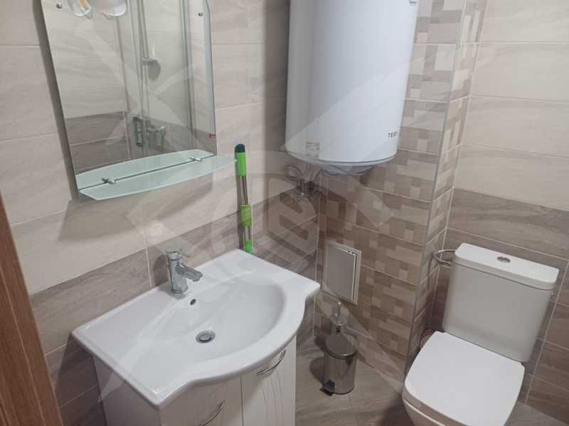 Продава се Двустаен апартамент в Варна, Левски - 64 кв.м за 2429 €/кв.м - Снимка #4