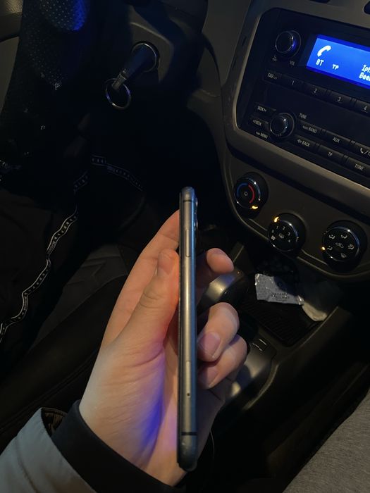 айфон 11 черного цвета