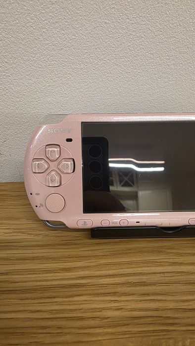 Sony PSP 3000, Modat, 550 jocuri, consola 9 în 1,  gata de joacă