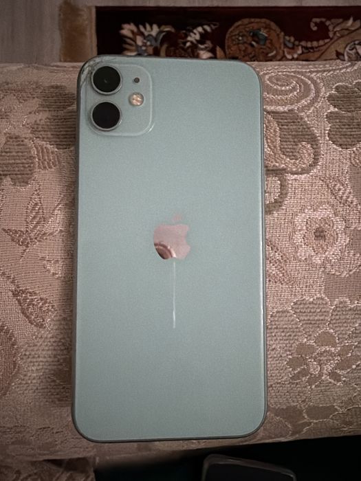 Iphone 11, ipad mini 2