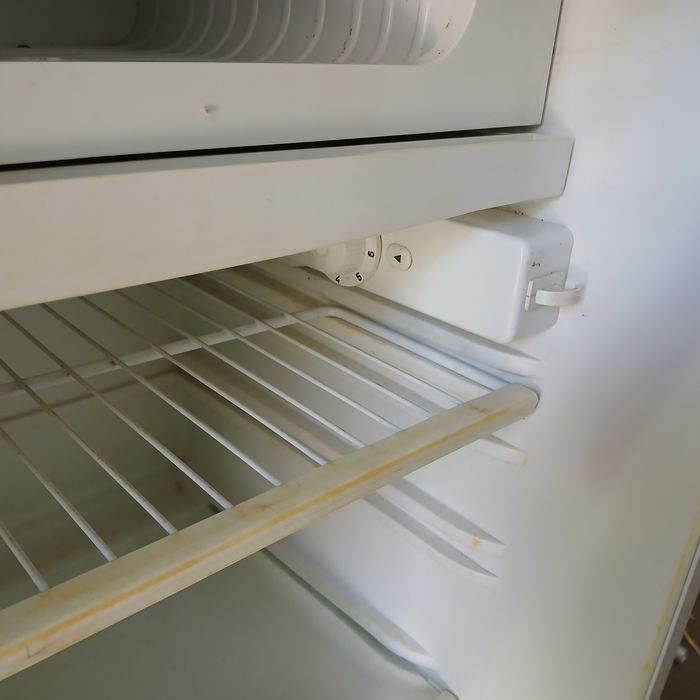 Privileg хладилник с камера работи отлично