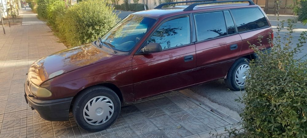 Опель астра универсал