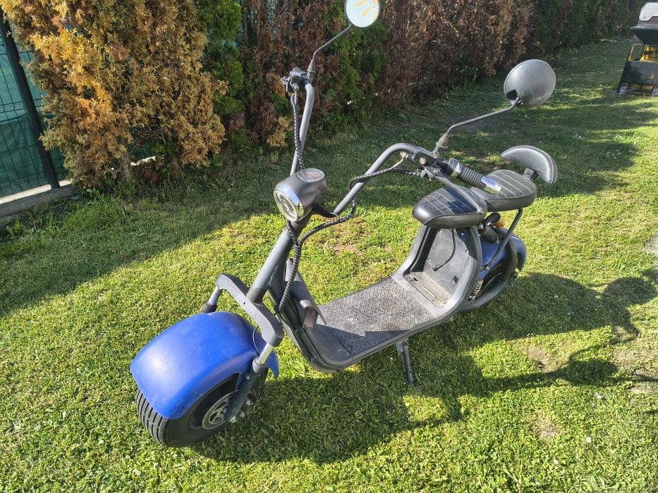 Vand Scuter electric