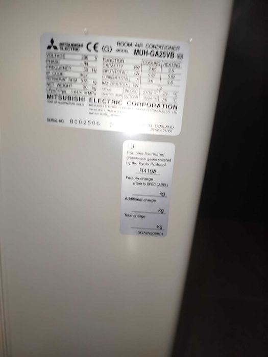 Aer conditionat Mitsubishi 12 000 Btu cu unitate externa noua in perfecta stare de functionare .