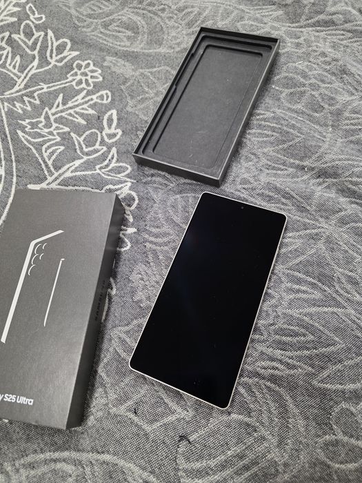 Самсунг galaxy S25 ultra 512gb