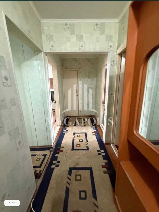 Buxoroda Guliverda 3 xonali kvartira arzon narxda sotiladi.  №383